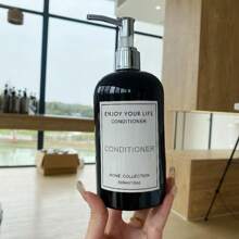 3 Stücke Set schwarze runde Pumpflaschen mit Schulterdruckspender, beschriftet mit wasserfesten Aufklebern. Kann für die Ausgabe von Badeprodukten wie Shampoo, Conditioner, Duschgel, Körperlotion, Gesichtsreiniger und Handcreme verwendet werden. Inklusive ABS-beschichteter Pumpen zum Nachfüllen und Ersetzen. Kann zur Dekoration des Zuhauses und als Badezimmer-Accessoire verwendet werden. Heim-Badezimmer-Dekoration, Herbstdekoration, Rückkehr zur Schule - Schwarz - Übersicht 3