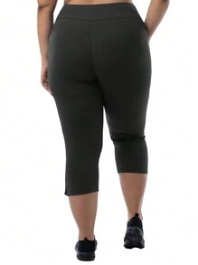 大尺碼女性運動高腰側開叉七分褲。柔軟且彈性十足的七分褲 - 黑色 - 查看 5