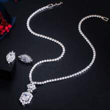 SEQUITO Ensemble De Bijoux De Mariage En Cube Aaa De Coupe Princesse À Pavé De Luxe De 2 Pièces Avec Pendentif Carré, Collier Ras-du-cou Et Boucles D'oreilles Pour Accessoires De Robe