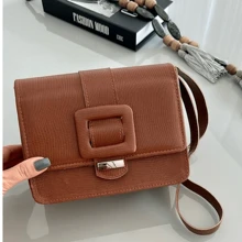 Ana Castela Buckle Women's Bag Ready For Delivery - 鏽棕色 - 查看 1