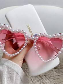 1 Pair Of Bridal Fashion Retro Heart-Shaped Faux Pearl Frames Ladies Cat Eye Glasses Fashion Beach Party Decorative Glasses