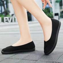 Women Canvas Shoes, Flat Sports Shoes, Casual All-Matched Work Shoes, Outdoor Shoes, Nurse Shoes, Lightweight Slip-On Shoes - Black - View 4