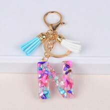 1 件紫色字母 A-Z 钥匙扣，适合母亲节礼物，女士钱包手提包树脂字母首字母吊坠带流苏生日毕业礼物，返校情人节