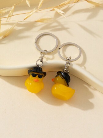2 piezas Llavero con forma de pato de dibujos animados para mujer con sombrero, accesorios para automóvil, dije para bolso, accesorios escolares de Halloween, accesorios para el Día del Maestro, portaidentificaciones con cordón, accesorios para automóvil, dijes para bolso, regalo de Navidad, ideas de regalo para amiga o hermana