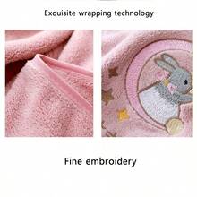 1條刺繡大尺寸浴巾，簡約卡通可愛珊瑚絨毛巾柔軟舒適吸水性佳成人男女共用大厚家用浴巾，柔軟不吸塵，男女速幹一對浴巾，洗澡新款浴袍伴侶，適用於四季美容院浴室毛巾 - 藕粉色 - 查看 3