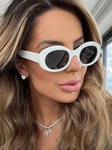 1 副女士超大椭圆形简约纯黑白太阳镜，适合日常、旅行、度假，适合夏季海滩度假、户外、旅行 - 彩色 - 查看 2