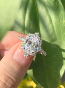 AIHUASI 1 pièce Bague de fiançailles pour femme en argent sterling 925, coupe ovale 7*9mm 2.7 ct AAAAA zircone cubique, halo floral, bijou de mariage fin, cadeau