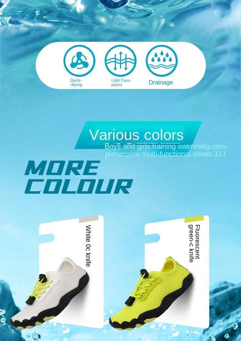 I Piedi Nudi Della Donna In Acqua Di Mare Poco Profonda Alla Spiaggia - Foto 3