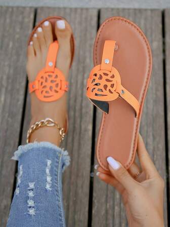 Women's Plus Size Casual Flat Sandals, Spring/Summer European And American Style Metallic Adjustable Buckle Strap In Multi-Color, Open Toe Round Toe Design Fashionable And Versatile