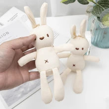 Conejo de peluche de maíz de color aleatorio, juguete de conejo con relleno, accesorio de conejo a cuadros para bolso