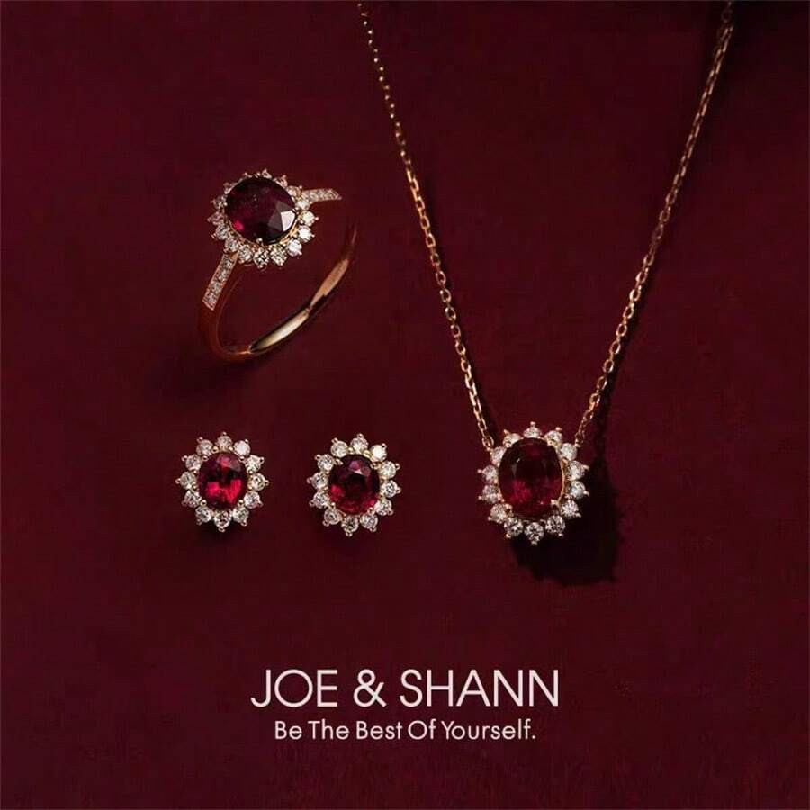 1 Stück Luxuriöses Set aus Vintage Rot Rubin Ring, Halskette und Ohrringen aus S925 Silber, mit Cubic Zirkonia und glänzenden Diamanten, vergoldet mit 18 Karat Gold, perfekt für Hochzeit, Party und den täglichen Gebrauch, ideales Geschenk für Mutter, beste Freundin oder Freundin zum Geburtstag.