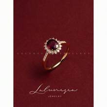 1 Stück Luxuriöses Set aus Vintage Rot Rubin Ring, Halskette und Ohrringen aus S925 Silber, mit Cubic Zirkonia und glänzenden Diamanten, vergoldet mit 18 Karat Gold, perfekt für Hochzeit, Party und den täglichen Gebrauch, ideales Geschenk für Mutter, beste Freundin oder Freundin zum Geburtstag.