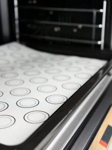 Cippes 1入組矽膠烤箱墊，可重複使用防黏墊烘焙工具帶有44個刻痕，適用於餅乾、糕點、面包、松餅、翻糖，顏色為白色 - 黑與白 - 查看 4