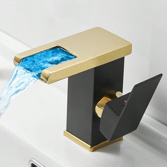 1个LED浴室水槽龙头，三色变色瀑布式出水嘴，黑金配色，单把手，冷热水瀑布式出水嘴，适用于梳妆台、房车浴室