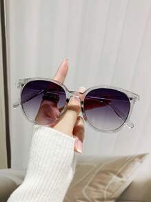 1pc Women's Round Frame Fashion Glasses With Cute Decorative Clear Lenses And Suitable For Outdoor Activities Beach Accessories For Women Glasses Shades For Summer Beach Vacation,Outdoor,Travel Casual Style Oversized Round Frame For Going Out Outfit,Back To School