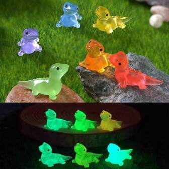 New Cute Glow-In-The-Dark Silly Little Lizard Micro Landscape Garden Decor Cartoon DIY Craft Small Resin Ornament. Lizard Size: Length 2.5cm Height 1.5cm. Package: 5pcs/10pcs/20pcs/30pcs [1set]. Glow-In-The-Dark Effect Requires Absorbing Light In A Dark Environment First Before It Will Shine. Gifts Birthday Graduation