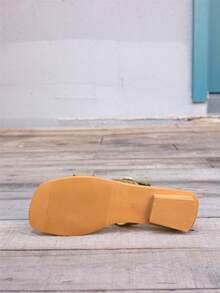 Sandalias planas para mujer con adornos de pedrería - Dorado - Ver 6