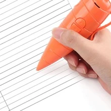 1 pièce Stylo à bille en forme de carotte avec enregistreur pour enfants et étudiants, outil d'écriture d'apprentissage qui peut enregistrer - bureau, école, dessin, étudiant, marqueurs, papeterie, garçons, filles, fournitures scolaires, stylo carotte, carotte, fournitures scolaires, rentrée scolaire