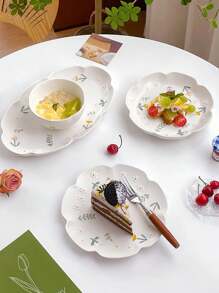1pc Delicate Ceramic Plate With Daisy Relief & Lace Edge Design, French Style Dessert/Salad Plate, Suitable For Restaurant & Home Decor Christmas Gift