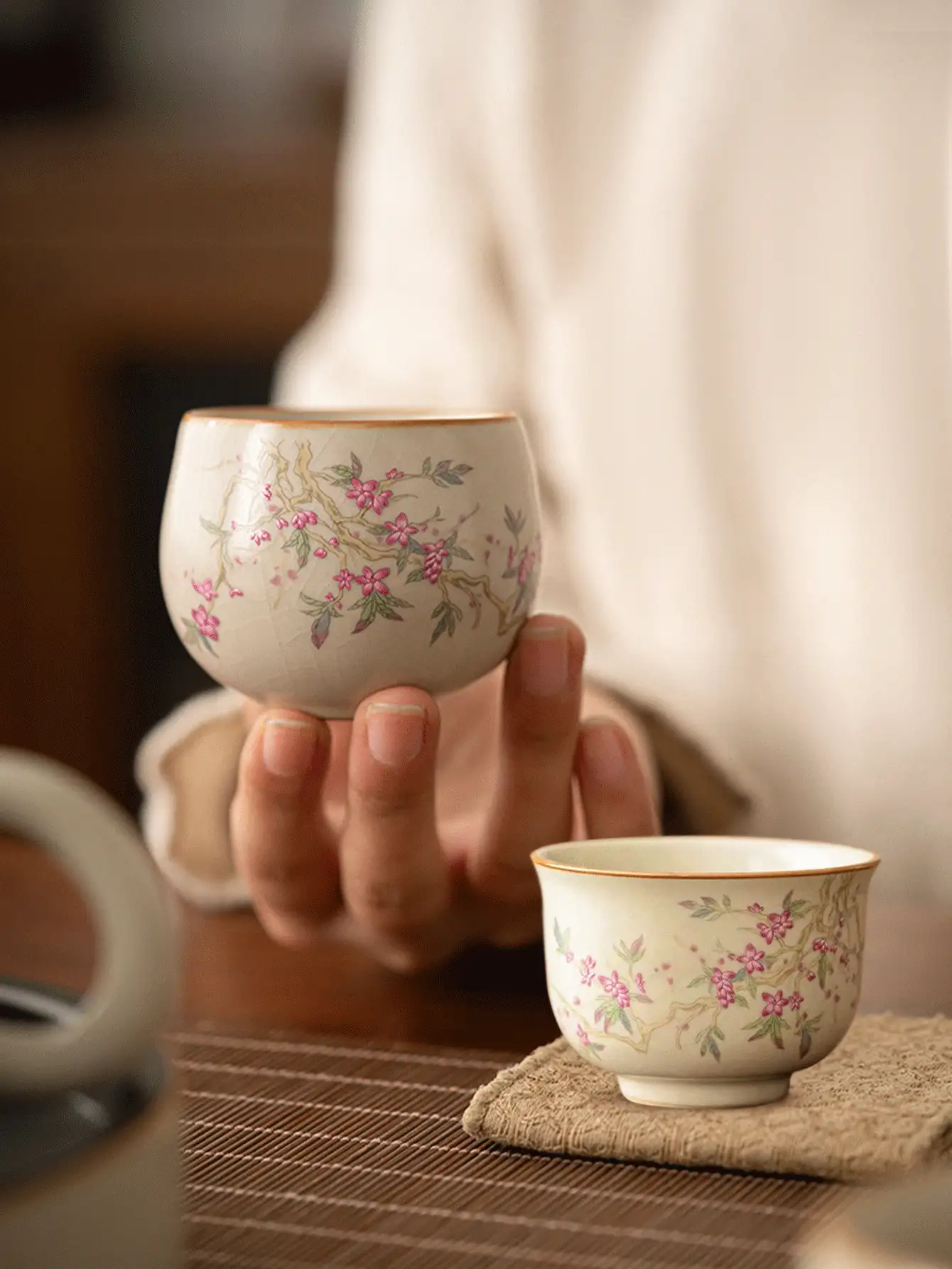 1pc Beige Ru Kiln Porcelain Tea Cup, Classical Kungfu Tea Set, Midsize Host Cup, Suitable For Daily Tea Party, Coffee Brewing, Gift Giving, Etc. Back To School - A Beige Ruyao Xishi Teacup - View 5