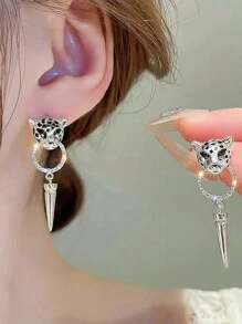 1pair European & American Style Personalized Hip-Hop Women's Airy & Novelty Leopard Earrings