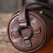 S.worker 真皮男士時尚單肩包頂層牛皮斜挎圓桶包男女手工製作休閒蔬菜皮沖學校夏季防水手提復古包個性化禮物爸爸丈夫男友大學包父親節禮物中世紀新生書包返校多功能宿舍大學學校包學生通勤時尚携帶式 - 咖啡棕 - 查看 6