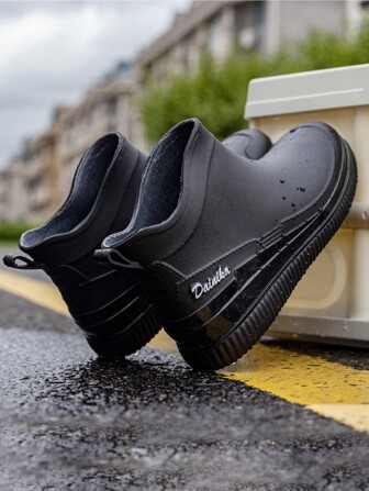 Fesd Ts Korean Version Fashionable Women's Rain Boots, Anti-Slip & Waterproof, Short Tube Design, Suitable For Kitchen, Car Washing, Grocery Shopping, Color: Black