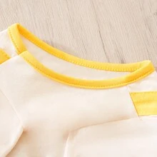 Bộ quần áo yếm thêu hình hổ cho thú cưng, phong cách quý ông. - Màu vàng - Xem 10