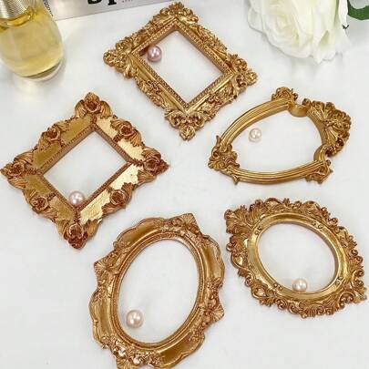 1個金色歐式維多利亞風格復古迷你相框珠寶，小相框攝影道具，珠寶定位框，耳環，頸鏈，珠寶位置道具