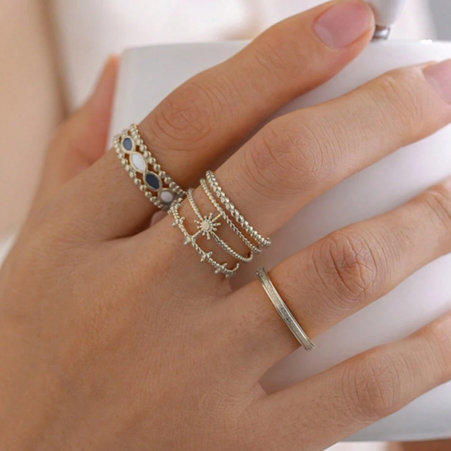 Dellgoo 3pcs/Set Stainless Steel Gold Geometric Adjustable 3-Layer Ring Set, Minimalist Star Moon Solid Band Ring Set, Personalized Shell Ring Set, Adjustable Wrapped Line Design Rings - Silver - View 1