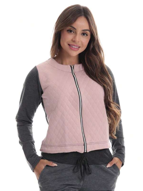 CASACO  DE FECHO DE MOLETIN E MATELASSÊ