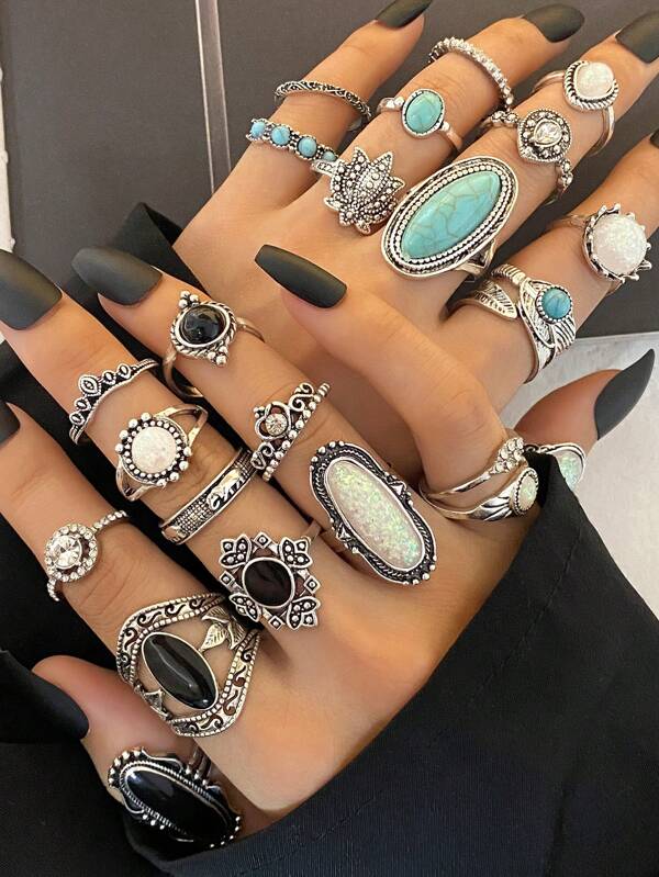 39pcs Bohemian Vintage Style Ring Set - Mixed With Simulated Diamond & Crystal, Suitable For Daily Fashion And Festival Nights (No Box)