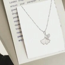 銀色三生杏仁珍珠母貝單葉嵌入鎖骨項鏈，奢華時尚，適合50歲以上女性，在晚會、聚會、日常穿著及商務場合穿戴皆宜，送給女友更是不錯的選擇 - 銀色 - 查看 4