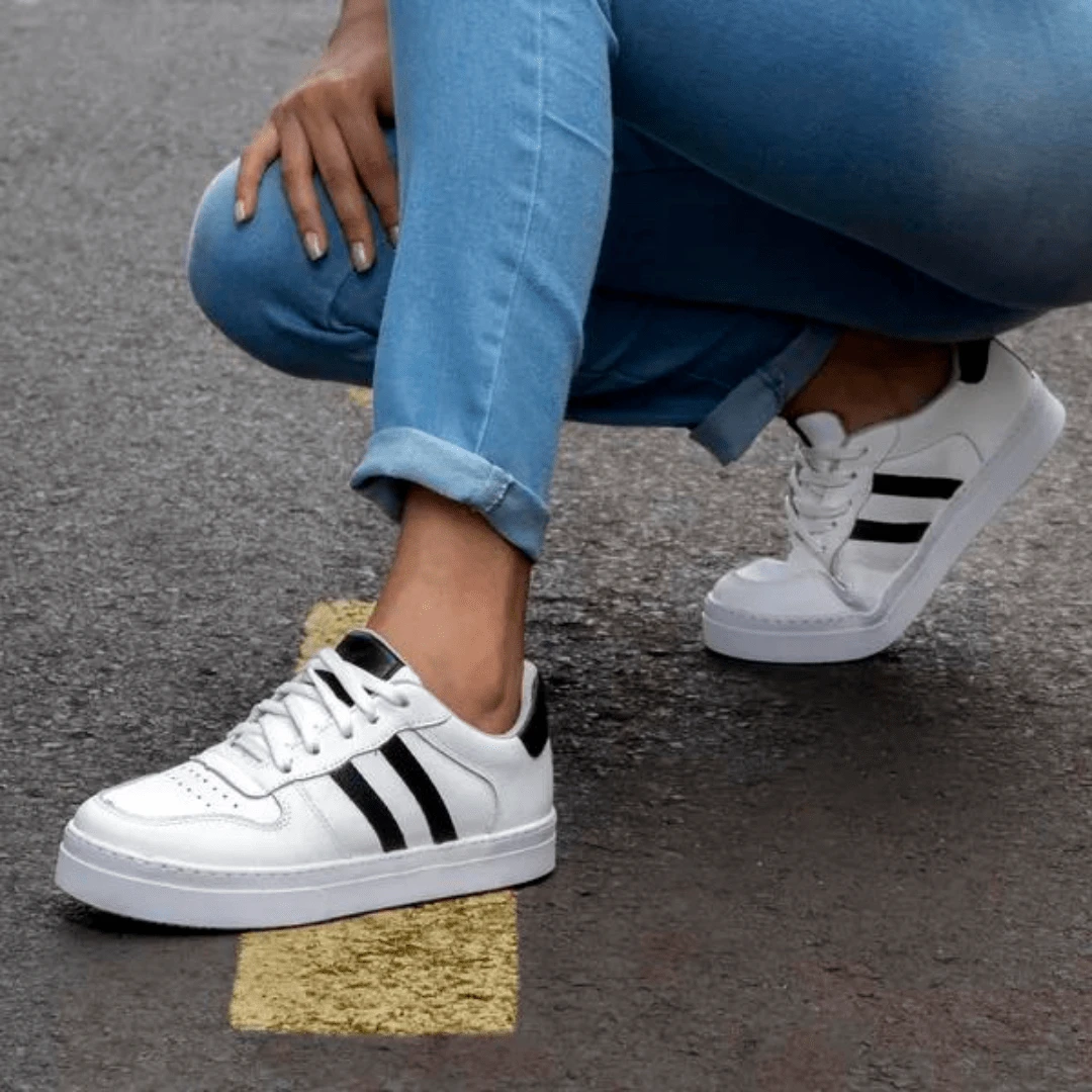 Women Casual Shoes - 黑與白 - 查看 1