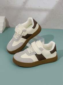 A Pair Of 2024 New Girls Breathable And Comfortable Solid Color Casual Sports Shoes With Round Toe, Single Layer Lining, Lace-Up And  Design, Non-Slip Rubber Sole