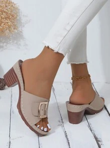 Sandalias de plataforma de tacón grueso con diseño de hebilla de metal de moda para mujer, antideslizantes, transpirables y cómodas, Diseño elegante estilo retro adecuado para uso diario en verano en color caqui y punta abierta redondeada