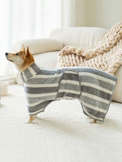 1pc Dog Bath Towel Quick Drying Soft Cleaning Bathrobe For Medium To Large Dogs And Cats