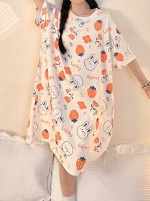 Women's Round Neck Cartoon Strawberry And Rabbit Printed Home Dressing Gown