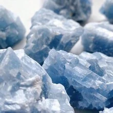 1/2/3pcs Natural Blue Kyanite Crystal Specimen, Party Decoration, Mineralogist Collection Healing Crystal, High-End Jewelry DIY Decoration, High Energy Quartz Crystal Cluster, Raw Energystone, Yoga, Meditation, Spiritual Decor Gemstone, Best Holiday Gift
