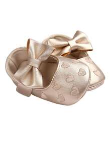 Golden Infant Shoes Embroidered Heart Infant Girl Shoes Soft Sole Toddler First Walkers Spring