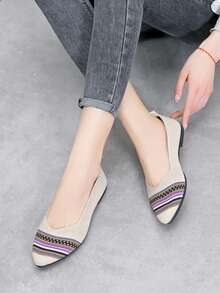 女士平底穆勒鞋，波西米亚时尚尖头防滑一脚蹬鞋，百搭休闲平底鞋 - 米色 - 查看 3