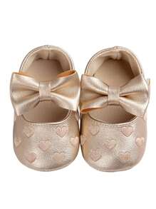 Golden Infant Shoes Embroidered Heart Infant Girl Shoes Soft Sole Toddler First Walkers Spring