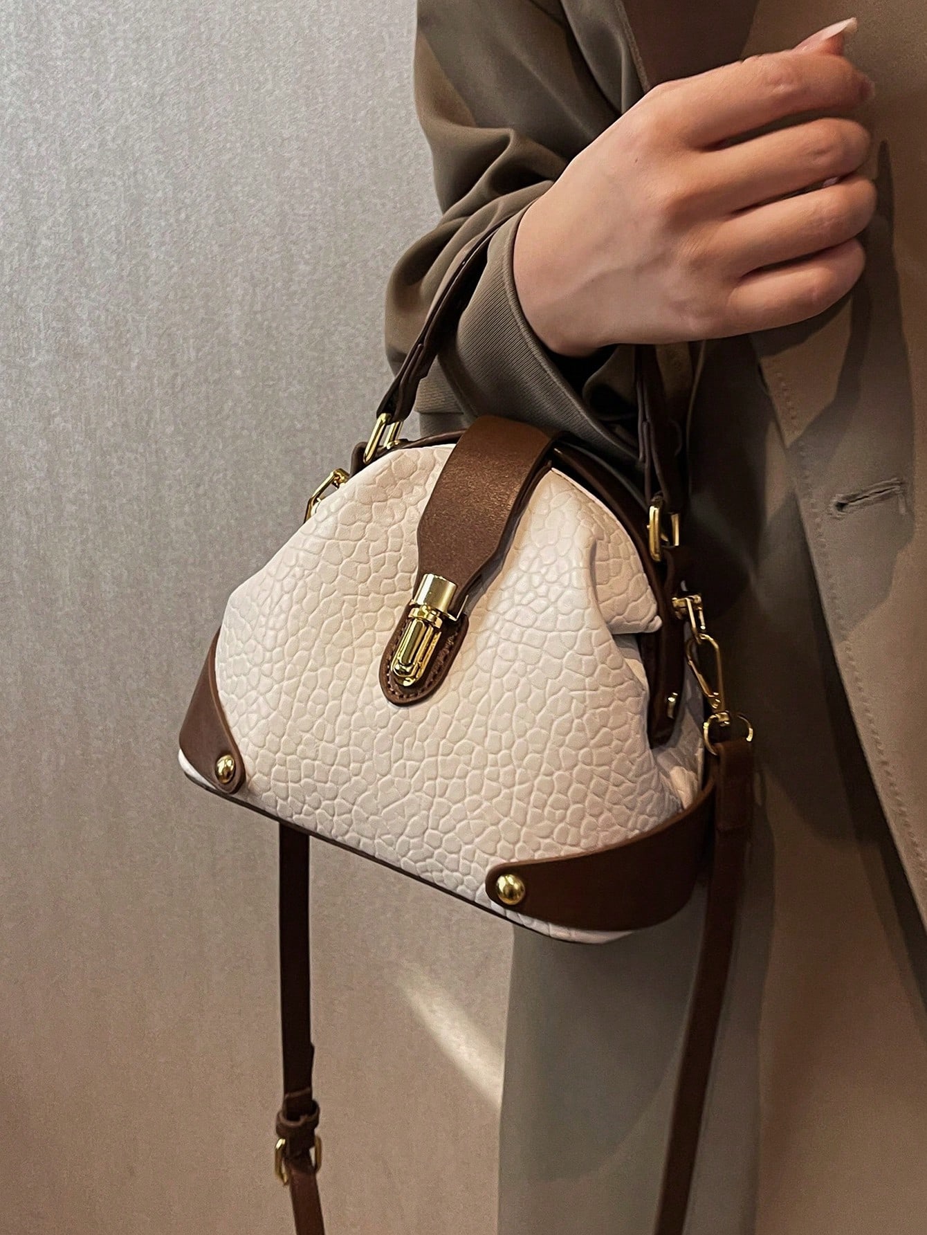 حقائب يد عصرية وأنيقة ، حقائب متقاطعة عملية وأنيقة...