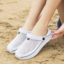 Men Summer Hollowed-Out Garden Slippers Couples Lightweight Beach Sandals Leisure Soft-Bottomed Slippers - White - View 1