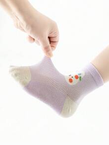 5雙/組女孩短襪，以櫻桃和兔子圖案為主調，紫色配色，採用網眼透氣布料，舒適度極高，適用於日常穿著或婚禮季節服裝。 - 彩色 - 查看 4