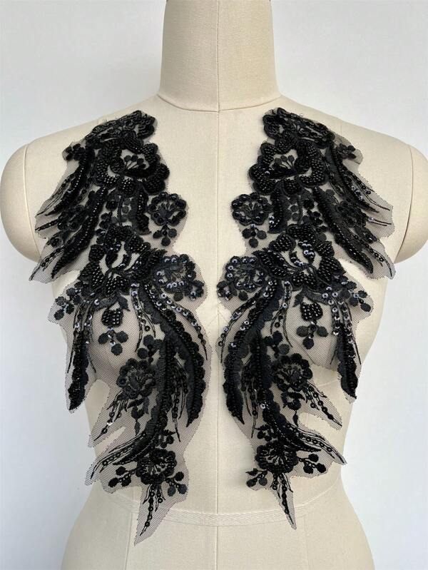 1 Pair 3D Lace Beaded Sequins Flower Mirror Sew On Embroidered Lace Applique Wedding Dress Bride's Headdress Adornment DIY Patch Clothing Accessories