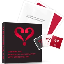 Juegos de parejas Vertellis Relationship Edition - Juegos de cartas para parejas de 2 jugadores - Juegos de cartas con iniciadores de conversación significativos para parejas - Juegos divertidos para parejas - Regalos románticos para parejas - negro rojo - Ver 3