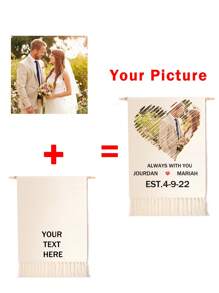 Een gepersonaliseerd linnen wandkleed met franjes, gepersonaliseerde cadeauposter als wanddecoratie, gepersonaliseerd fotowandkleed, foto van een koppel, Moederdag, Vaderdagfoto personaliseren, vlag voor de kamer, kamerdecoratie, wandkleed, wandkunst, wandkleed op maat, vlaggen op maat, woondecoratie, vlaggen voor de kamer, wandkleden - Veel kleurig - Bekijken 2