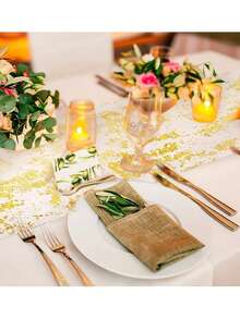 1捆，金色光豔奢華麻桌跑為婚禮、新娘派對、生日派對和房間裝飾提供裝飾-閃爍金屬薄網設計 - 金色 - 查看 5