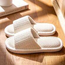 Pantoufles en lin unisexes pour une utilisation intérieure en quatre saisons, antidérapantes, respirantes, absorbant la transpiration, silencieuses et confortables, en tissu de lin pour la maison